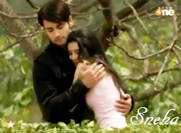 253908_227984793878787_158007917543142_1012520_6776066_n - Abhay AND Piyalov3