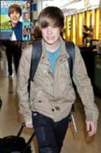 justin_bieber2 - Poze noi cu Justin Bieber