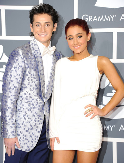 Ariana+Grande+53rd+Annual+GRAMMY+Awards+Arrivals+HMQw2b6qGAtl