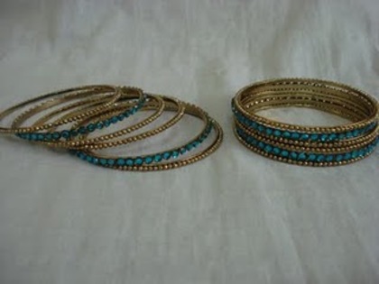 15 - Seturi de bratari indiene