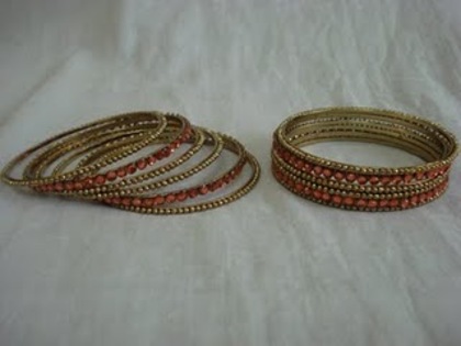 16 - Seturi de bratari indiene