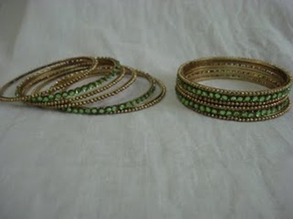 21 - Seturi de bratari indiene