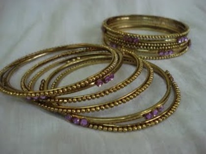 23 - Seturi de bratari indiene