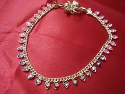 26 - Bratari indiene pentru glezna