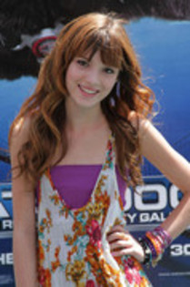 31527355_GWBDHMPXA - poze cu bella thorne