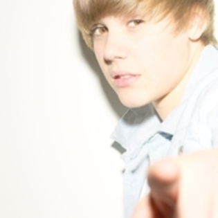 23615785_YIBGFYBUR - justin biber