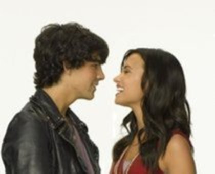 20372358_FJHYXAKGT - camp rock