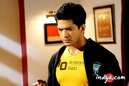 n9931799714125345651520 - Amit tandon