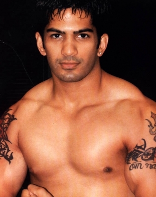 normal_Amit-Tandon-05