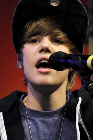 4210269318_f99660007f - Justin Bieber