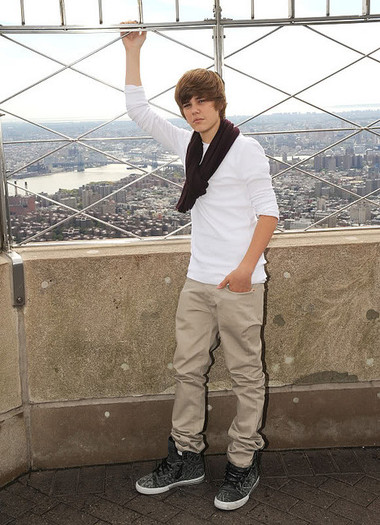 4226360653_315a57e81b_z - Justin Bieber