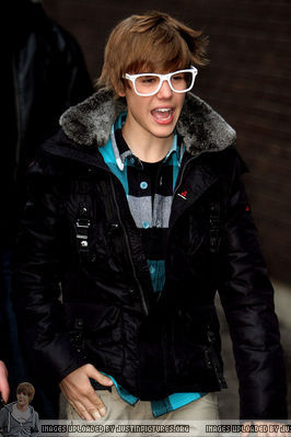 4288233657_c2fdf28e11 - Justin Bieber