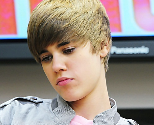 4704233330_7010387686