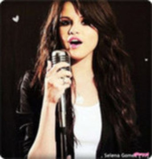 41381427_IXJRANJQX - 0-Love selena