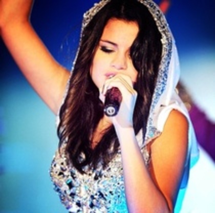 43572453_HCJHBDPGV - 0-Love selena