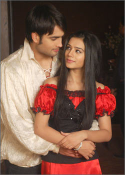 07-05-Abhay-and-Pia[1]