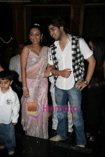 normal_Ashita Dhawan, Kinshuk Mahajan at Yeh Rishta serial sangeet on the sets in Filmcity on 14th J