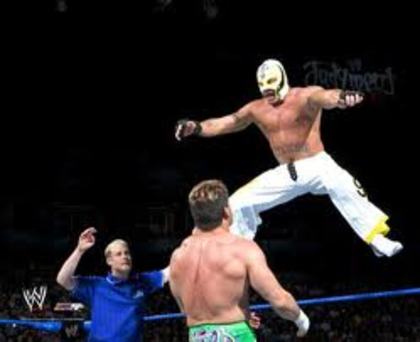 images29 - poze cu Rey Mysterio