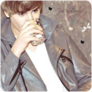 Brenda` - 0 Poze Justin Bieber Glitery 0