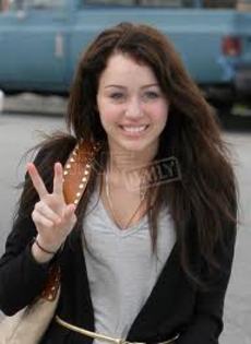 images - Maily Cyrus