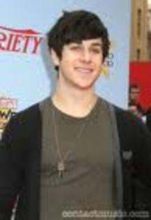  - David Henrie