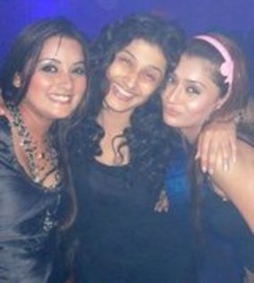 33685712_IXZCTEDMD - Sara Khan