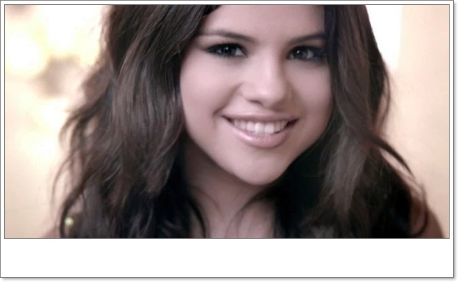 selena-gomez-round-and-round-86 - 0-Un big fan Selena