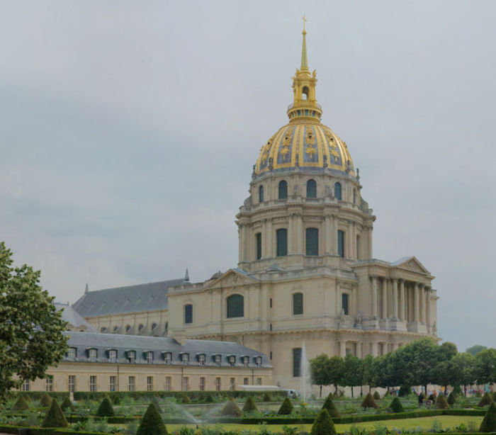 683px-The_Dome_Church_at_Les_Invalides_-_July_2006 - Franta