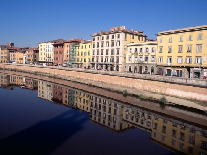Mirrored, Pisa, Italy - Italia