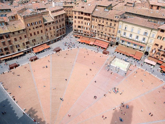 Piazza del Campo, Siena, Italy