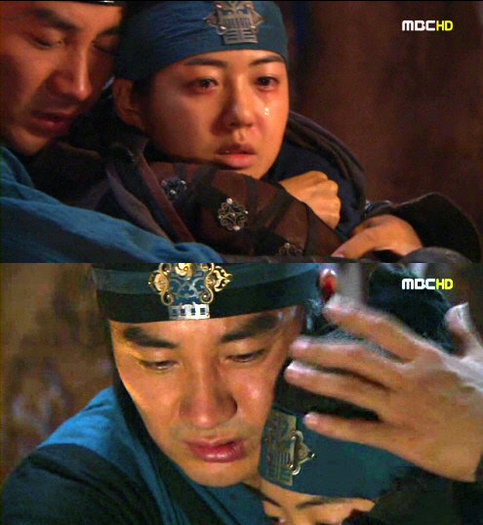 20090812115559663e71200 - Secretele de la palat