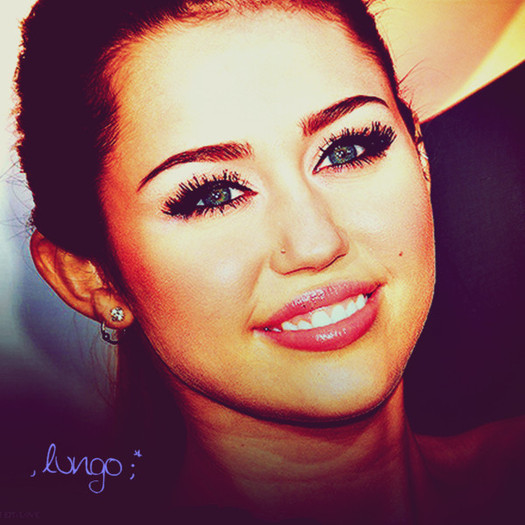 Vrei sa-mi spui ca-mi dai papucii ? [ furioasa ... ]