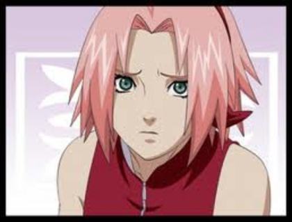 Sakura se uita la Naru ingrijorata de raspunsul sau: