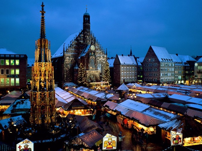 Christkindl Market, Nuremberg, Bavaria, Germany - Germania