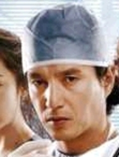 stiu..nu te asteptai la un medic asa frumos