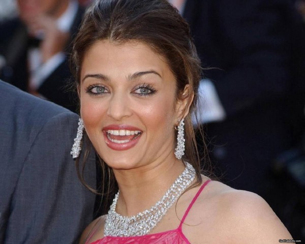 Aishwarya_Rai_1250317219_0