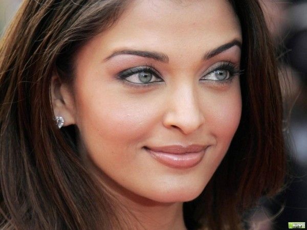 Aishwarya_Rai_1250483460_4