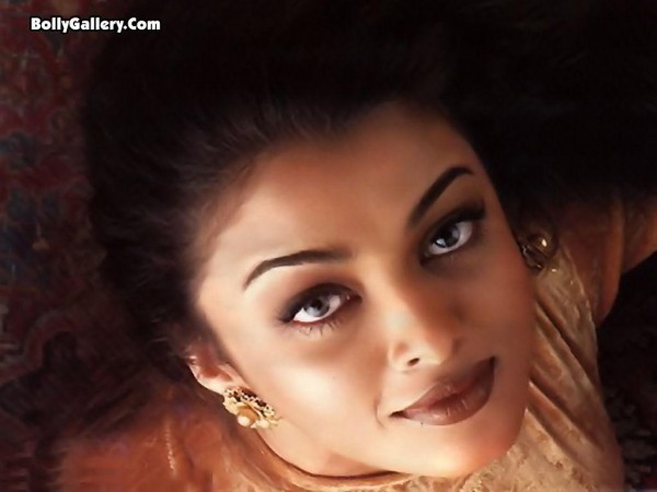 Aishwarya_Rai_1250483806_3