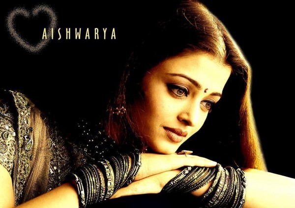 Aishwarya_Rai_1251139981_2