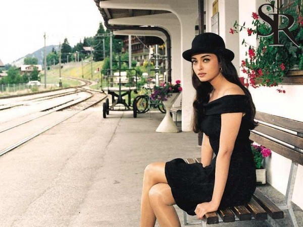 Aishwarya_Rai_1251140045_2