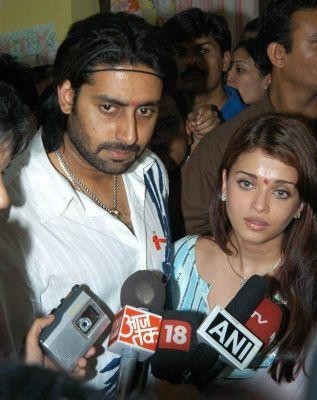 Aishwarya_Rai_1253629201_3