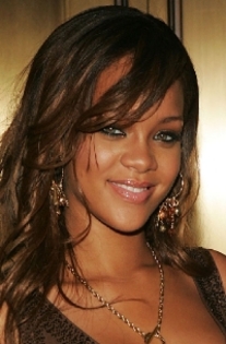Rihanna machiaj - poze cu rihanna