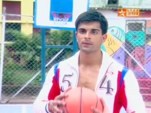 4178_107524178967_37597968967_2798513_5854457_n - Karan Singh Grover