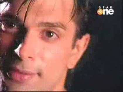36277_177771628912918_145311068825641_457161_2071303_n - Karan Singh Grover