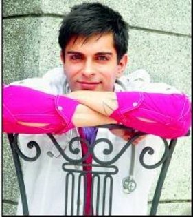 76585_466934290828_720230828_6158694_3321832_n - Karan Singh Grover