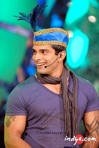 n588405746_753718_3428 - Karan Singh Grover