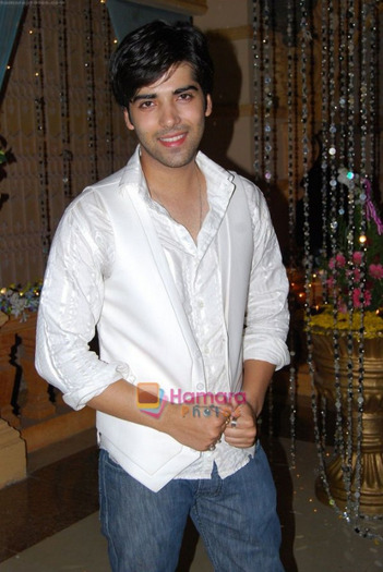 normal_Kinshuk-Mahajan at Rajan Shahi_s fairwell party for Chaand Chupa Badal Mein in Mumbai on 17th - Kinshuk Mahajan