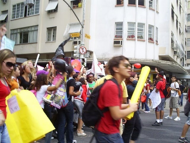 011~102 - 0 Campanie organizata de fanii pt ca trupa RBD sa nu se destrame