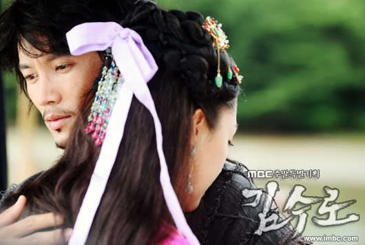 481b8c25111b662335a80f37 - Hwang-ok
