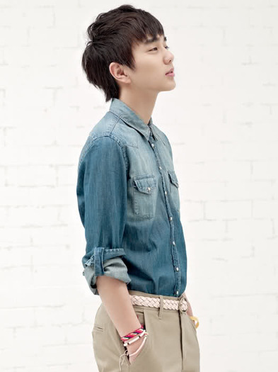 2r6z52d - Yoo Seung Ho -Maru